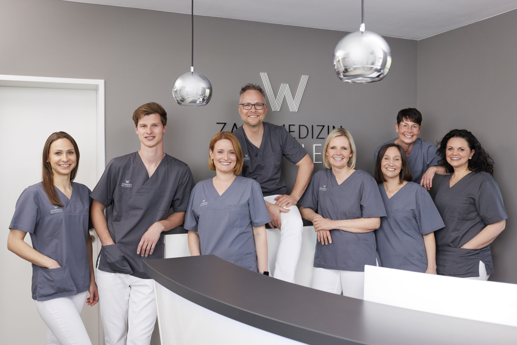  Dr-Wehner_Zahnmedizin_Team_2022r_06A2618.jpg